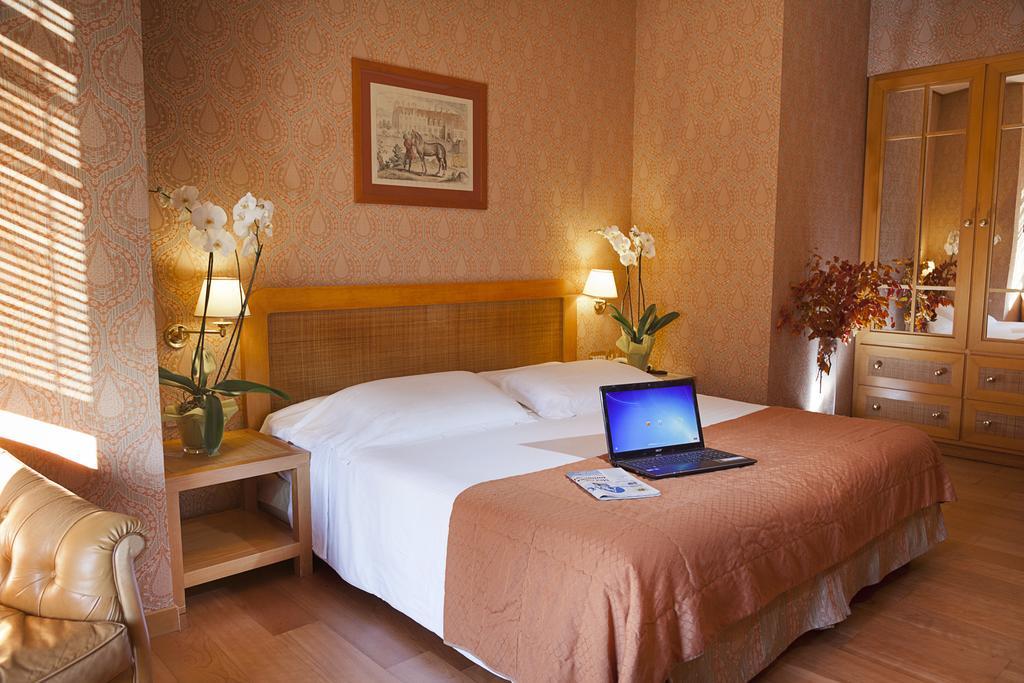 Polo Hotel Roma Eksteriør bilde