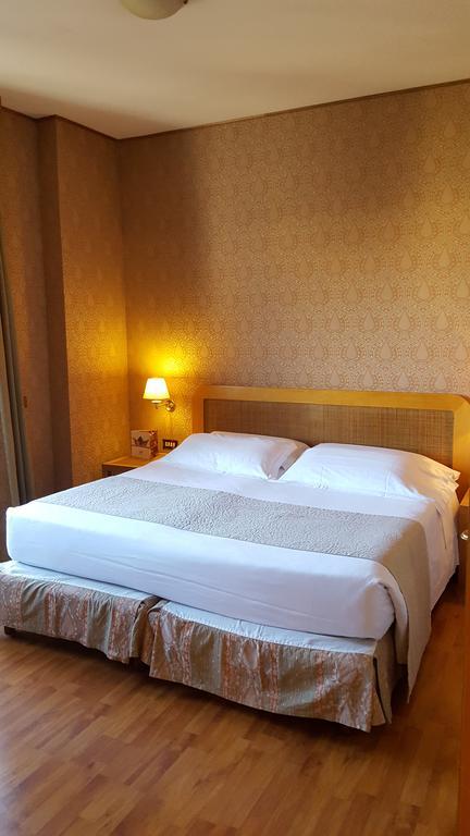 Polo Hotel Roma Eksteriør bilde